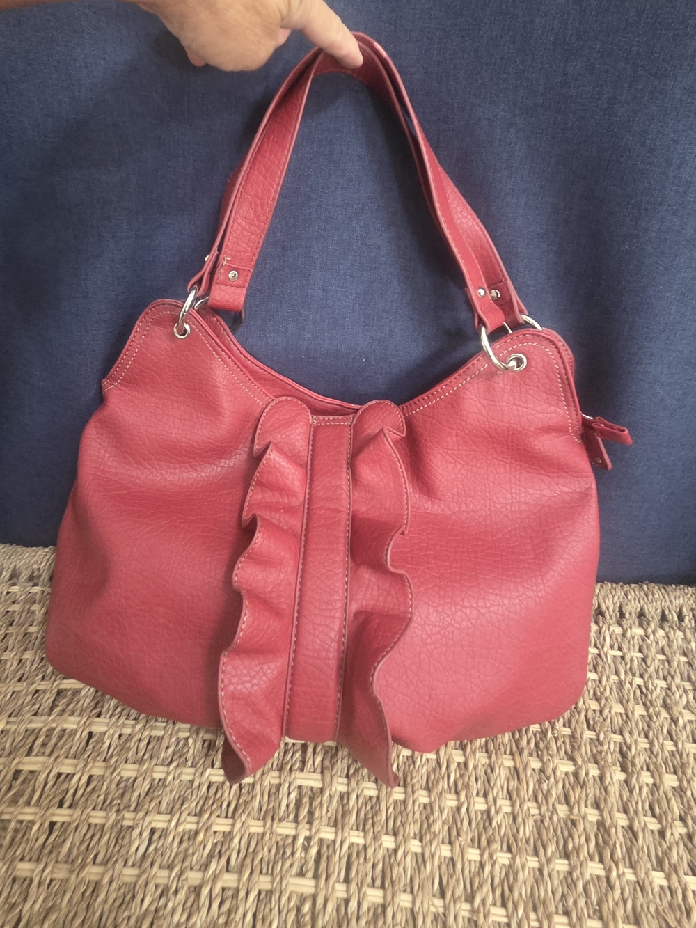 Nine West Soft Red Ruffled Shoulder Bag Bin X